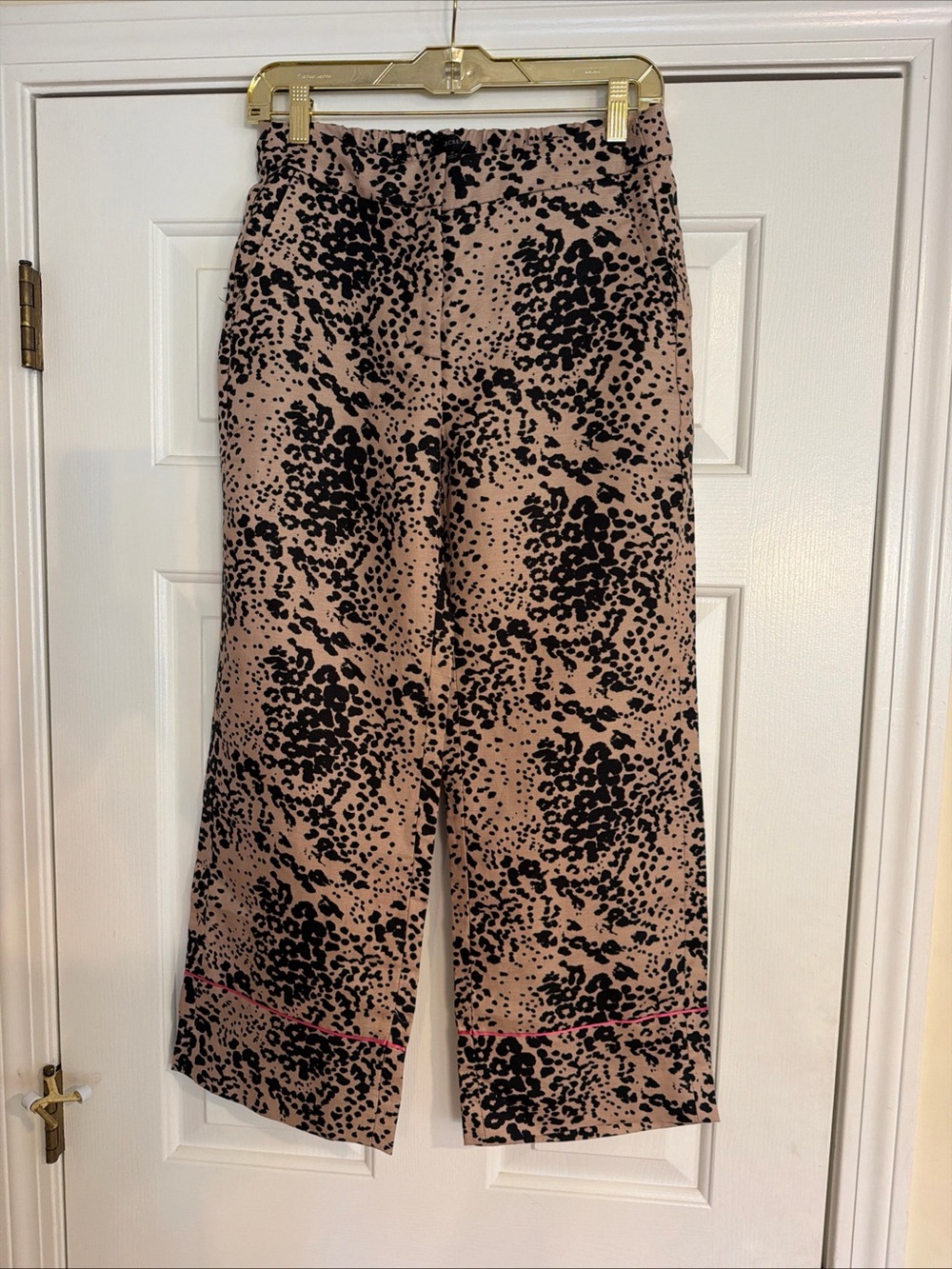 NWT Blk & Tan leopard Print ankle Pants size 2